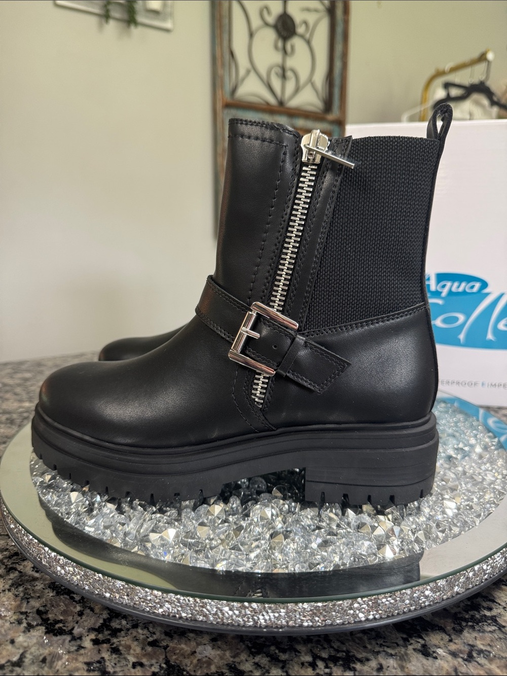 Aqua College Black leather Buckled Zip Lug moto waterproof Ankle Boot NEW 7.5